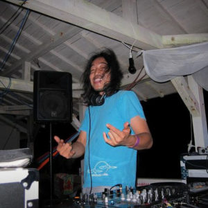 Last Summer Trip 2010 喜界島 DJ Fullmoon Mondo